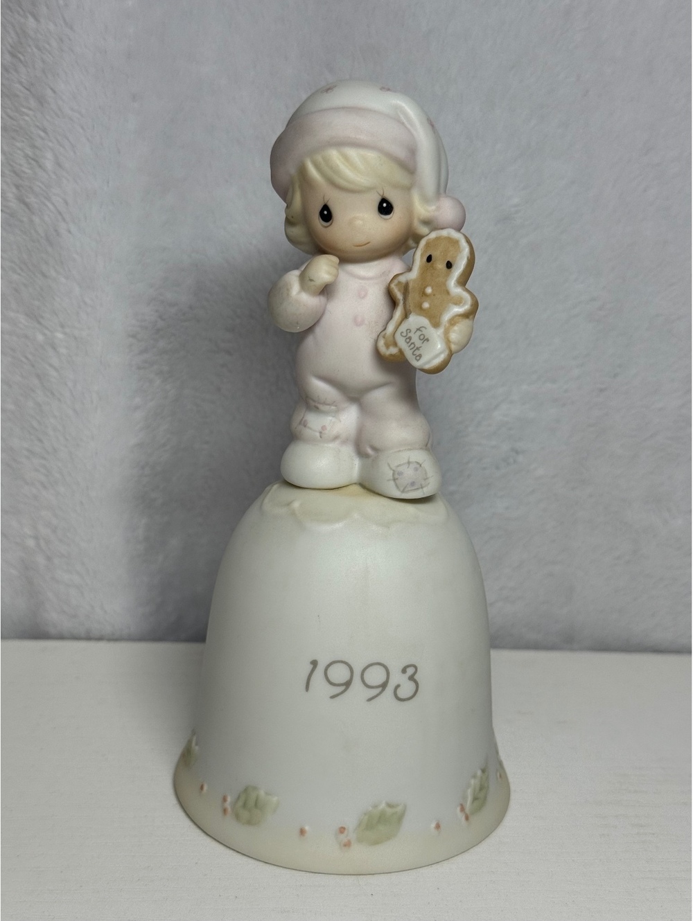 Precious Moments 1993 “Wishing You the Sweetest Christmas” Holiday Bell